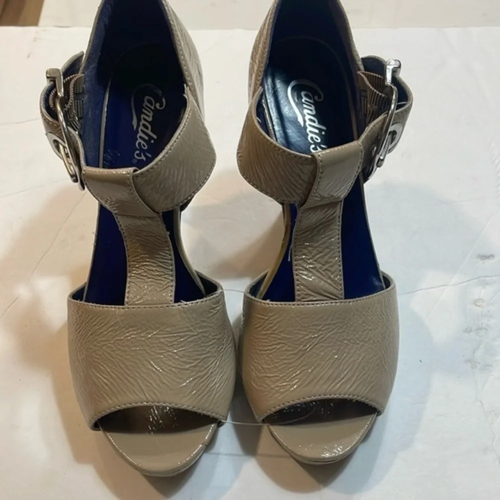 Candies Primp T-strap Nude Patent Platform Party heels size 7